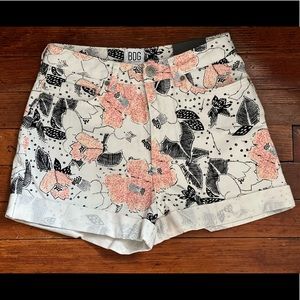 BDG High-Waisted Mom Short. Size 25.